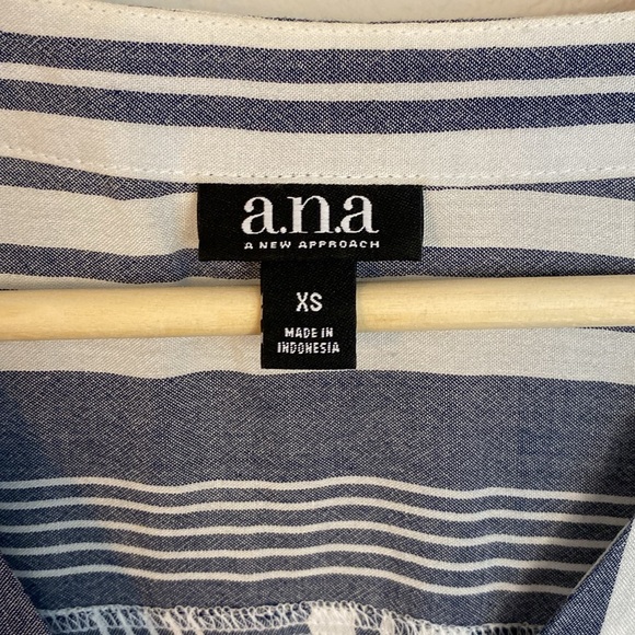 Striped sheer blouse. - Picture 3 of 7